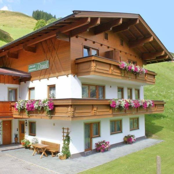 Appartementhaus Daniel ザールバッハ・ヒンターグレム エクステリア 写真